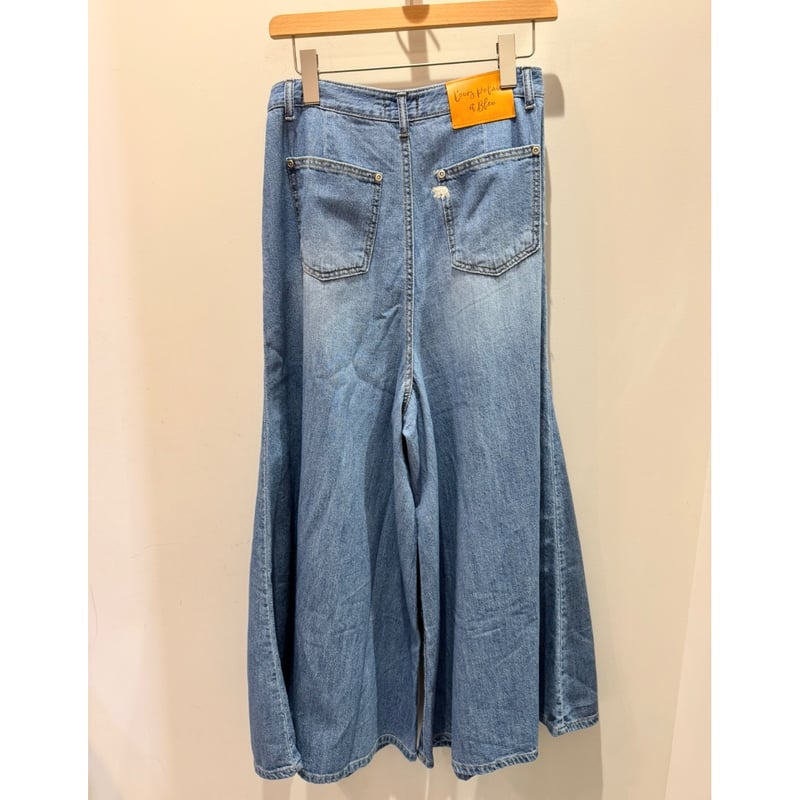 新品L'ours Polaire et Bleuデニムサロペット ライトブルー 新品L'ours Polaire et Bleuデニムサロペット ライトブルー