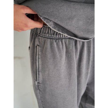 【YENN】ACID DYE SWEATPANTS