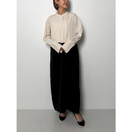 【CHIGNON】ﾊﾟｰﾙﾛﾝｸﾞｼｬﾂOP　納期：12月上旬～1月上旬