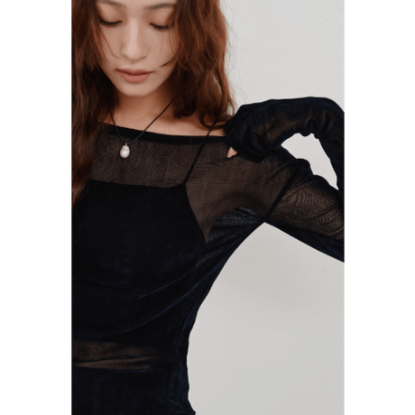 【Hella】flocky tulle top　※納期2月中旬〜3月中旬