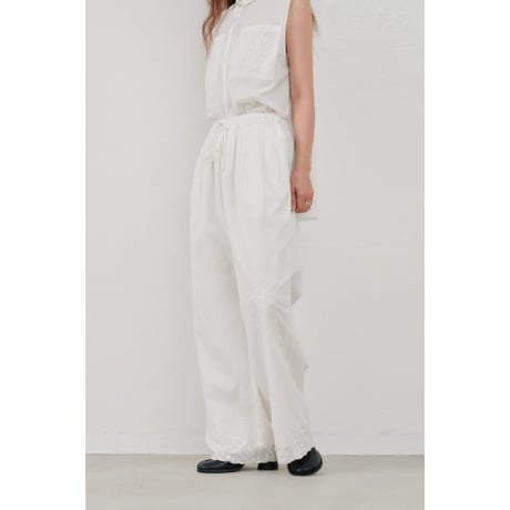 【Hella】embroidery easy pants　※納期5月中旬〜6月中旬