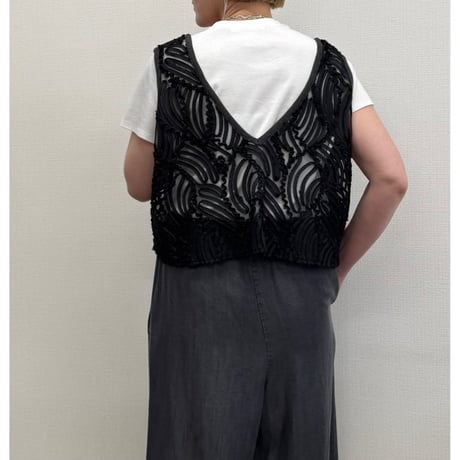 【QTUME】2WAYクロップドベスト