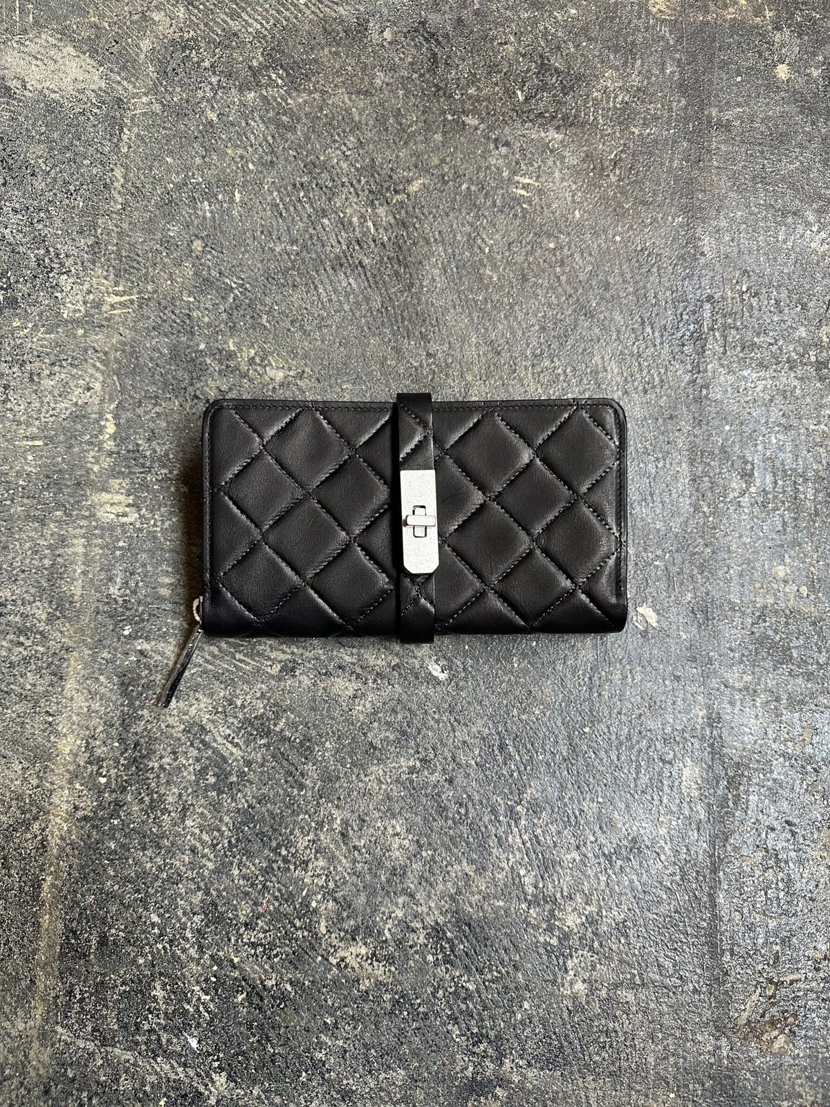 M.U.L.】stud series ラウンドロングウォレット | selectshop k