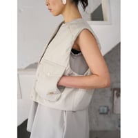 【YENN】PUFFY MILITARY VEST　※納期：9月中旬～10月中旬