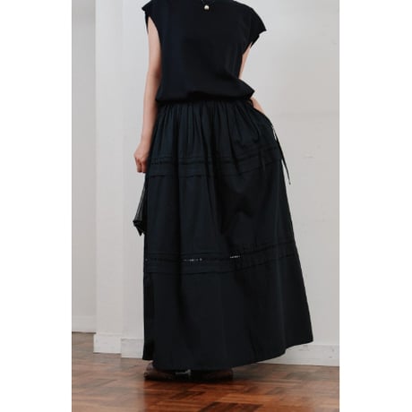 【Hella】ladder lace gather skirt　※納期4月中旬〜5月中旬