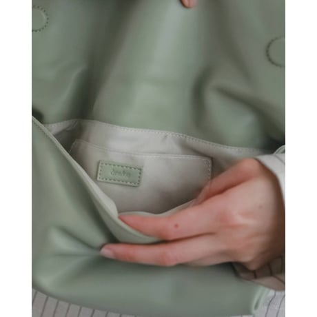 【anuke】Ecoleather Wrap Bag　※納期12月上旬～1月上旬