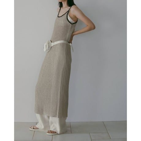 【anuke】Sheer Tuck Pants　※納期5月中旬～6月中旬