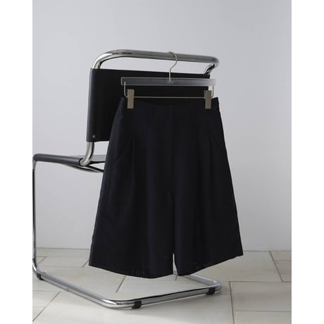 【anuke】Tuck Half Pants
