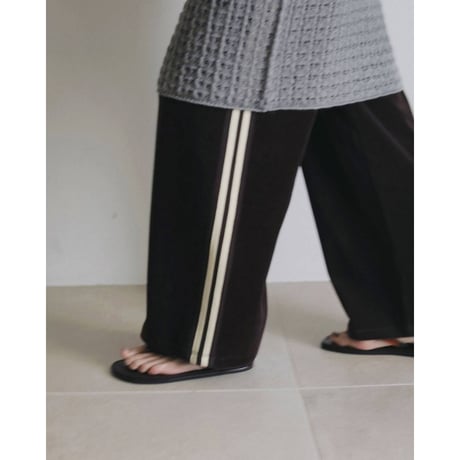 【anuke】Velour Track Pants　※納期8月下旬～9月下旬