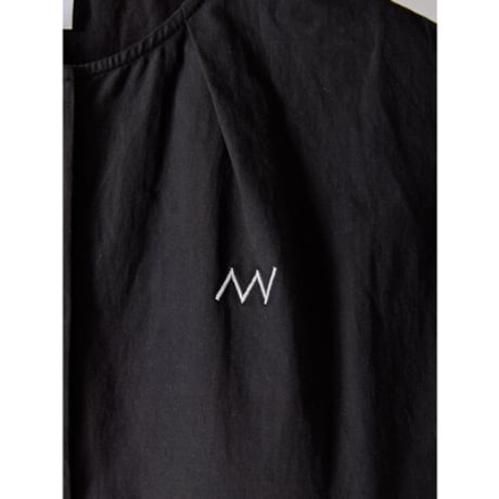 【YENN】SLEEVELESS SHIRT