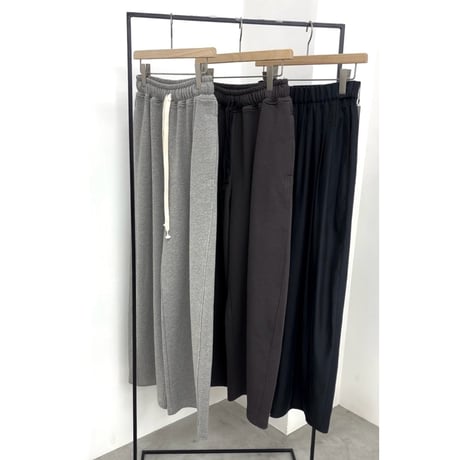 【CLOCHE】裏毛カーブパンツ