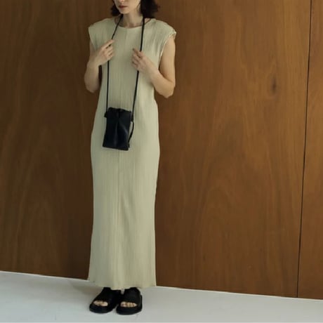 【ànuke】Leather Pochette