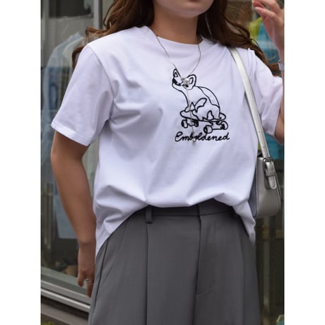 【ROSIEE】フレンチブルドッグコード刺繍Tシャツ