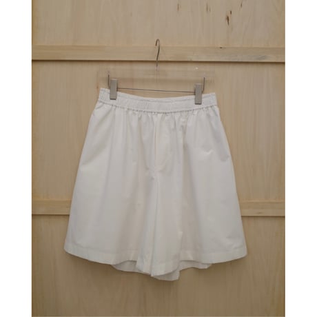 専用♥Ameri EASY TUCK HALF PANTS 　アイボリー M 専用♥Ameri EASY TUCK HALF PANTS アイボリー M