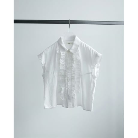 【anuke】Sleeveless Frill Blouse  ＊