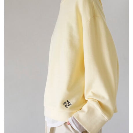 【YENN】WIDE CUFF SWEATSHIRT