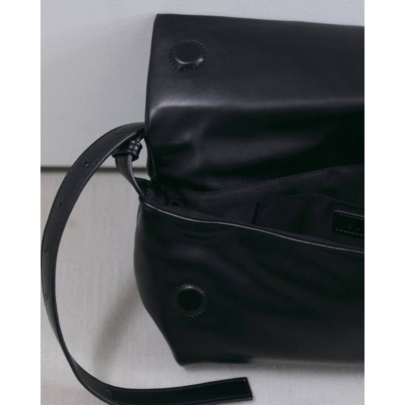 anuke】Ecoleather Wrap Bag ※納期12月上旬～1月上旬 | sele