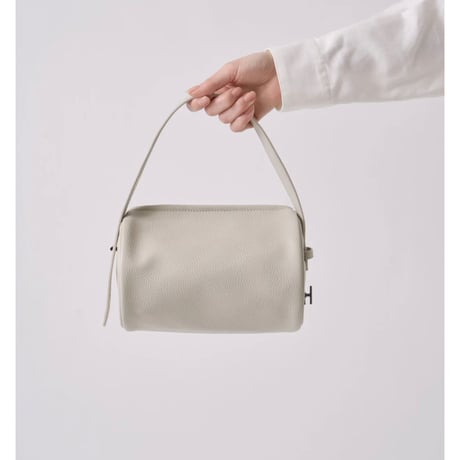 【WHYTO.】half moon bag