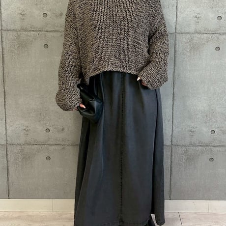 【ROSIEE】手編みテープヤーンニット