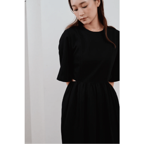 【Hella】waist side slit cocoon dress　※納期4月中旬〜5月中旬