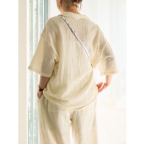 【YENN】KEY NECK BLOUSE