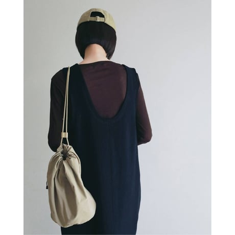 【anuke】Uneck Loose Onepiece　※納期8月上旬～9月上旬