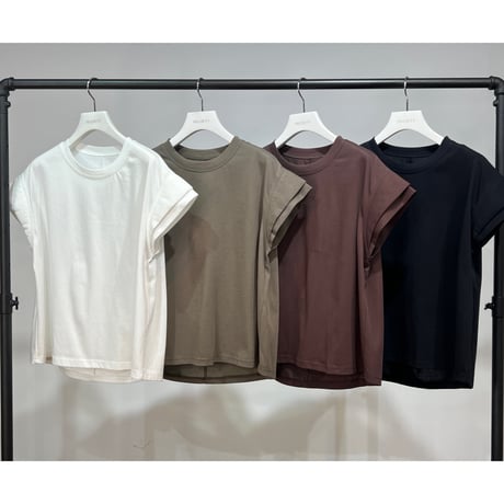 【PRIORITY】パテッドショルダーTシャツ