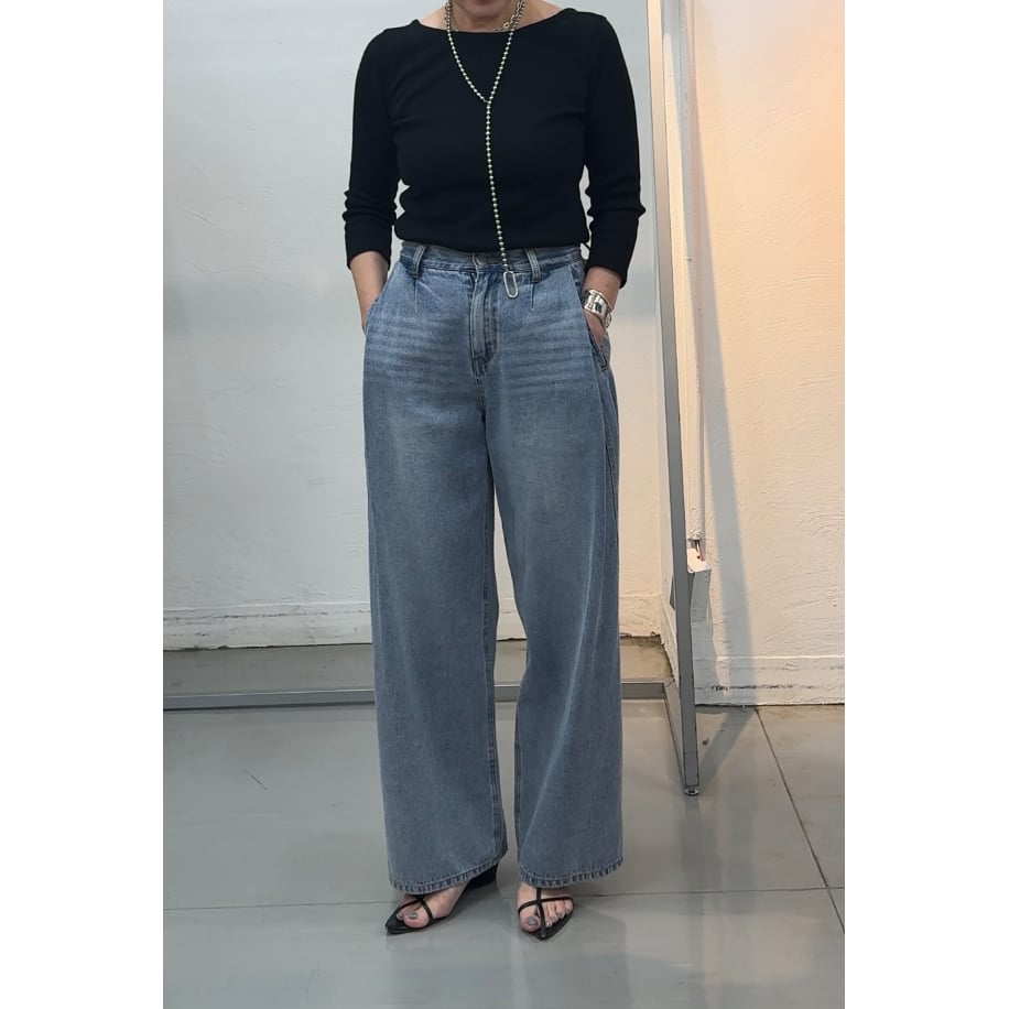 ベル　パシオーネ　サイドタックデニム　40 fit=scale-down,w=1200