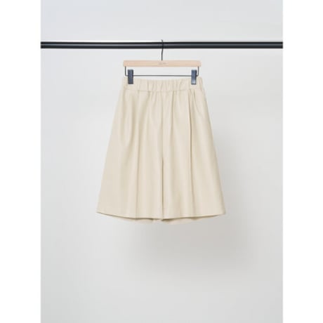 【YENN】FAUX LEATHER HALF PT