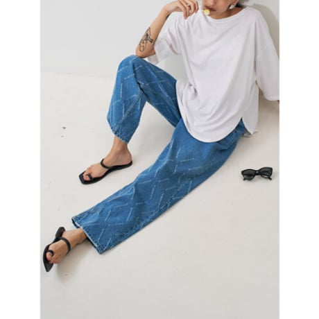 【YENN】 TWIST HEM TEE　納期：2026年2月上旬～3月上旬