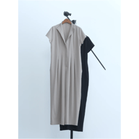 【Hella】wide tuck jumpsuit　※納期5月中旬〜6月中旬
