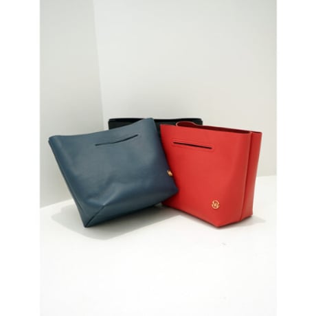 【YENN】LEATHER FOLDABLE BAG