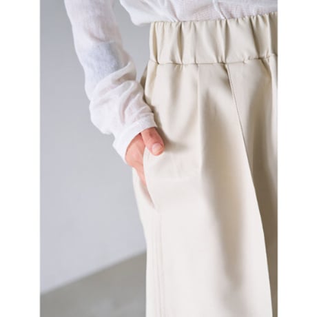 【YENN】FAUX LEATHER HALF PT