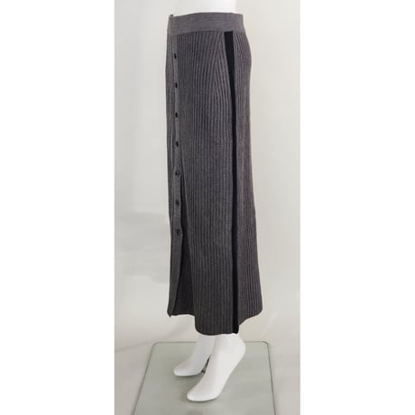 【Boutique Ordinary】Button-Slit Knit Skirt