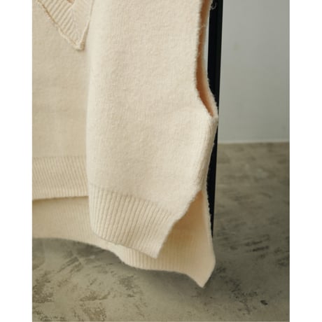 【ànuke】Vneck Lock Knitvest　※10月中旬～11月上旬頃 発送予定