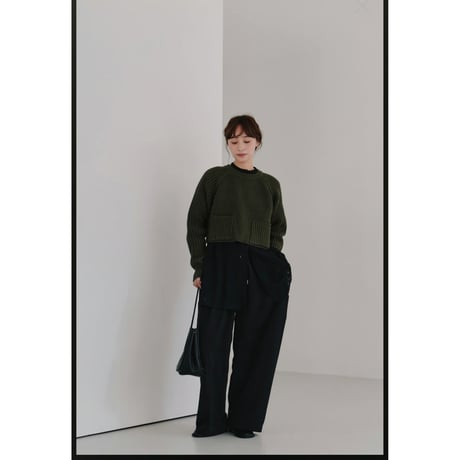 【Hella】cropped knit pullover ※納期10下〜11下