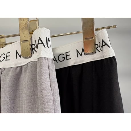 【MARGAUX VINTAGE】ウエストロゴタックパンツ
