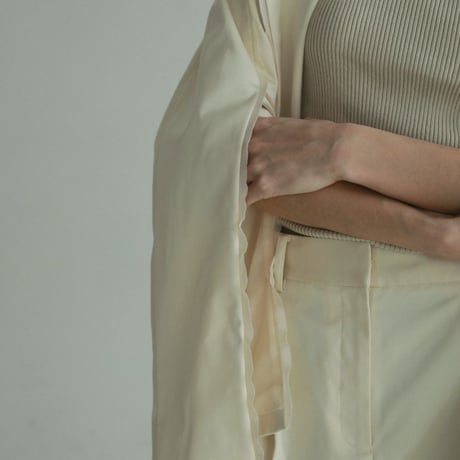 【anuke】Satin Slit Jacket　※納期2月下旬〜3月下旬