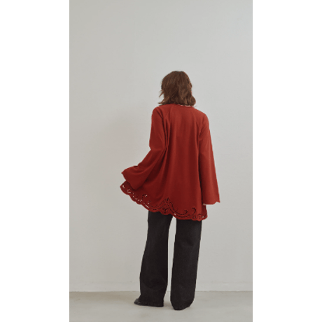 【Hella】Ornamental Cutwork Top　※納期9月末～10月末