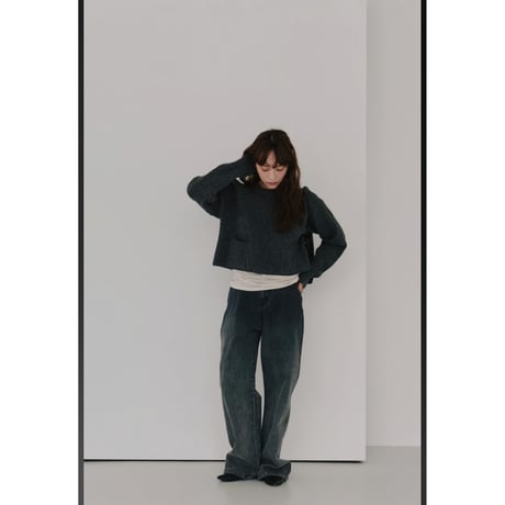【Hella】cropped knit pullover ※納期10下〜11下