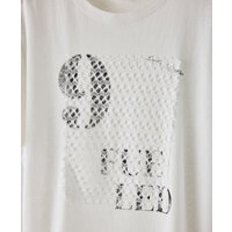 【YENN】LACE FRAME LOGO TEE