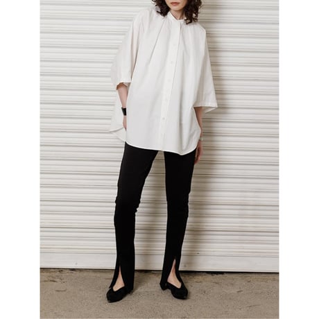 【YENN】ROUND FORM SHIRT