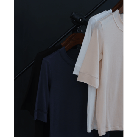 【Hella】bear tenjiku top　※納期4月中旬〜5月中旬