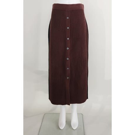 【Boutique Ordinary】Button-Slit Knit Skirt
