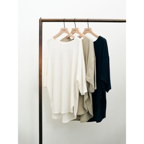 【再販】TWIST HEM TEE