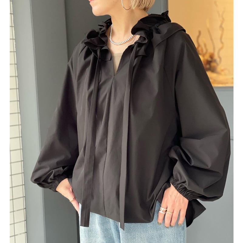 CLOCHE】ネックデザインブラウス | selectshop kusukusu CLOCHE】ネックデザインブラウス | selectshop kusukusu