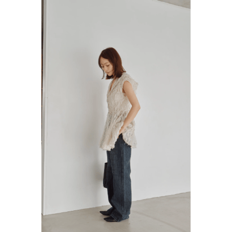 【Hella】Cut Jacquard Peplum Hoodie　※納期8月中旬～9月中旬