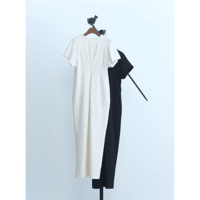 【Hella】front tuck cocoon dress　※納期3月中旬〜4月中旬