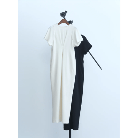 【Hella】front tuck cocoon dress　※納期3月中旬〜4月中旬