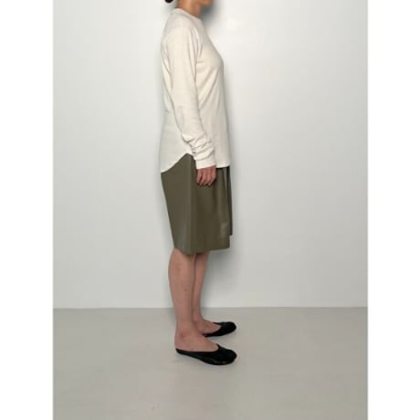 【YENN】FAUX LEATHER HALF PT